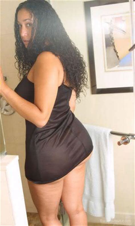 MY SEXY LATIN MAMI DAMN SHE IZ MY HOT PEPPER
