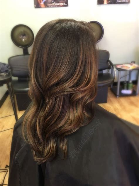 Easy maintenance balayage highlights for brunettes // ash ...