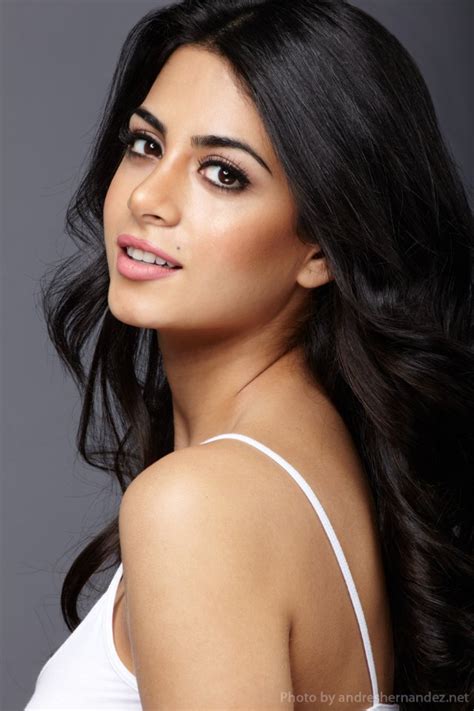 Emeraude Toubia | Hot Beautiful Sexy Mexicana