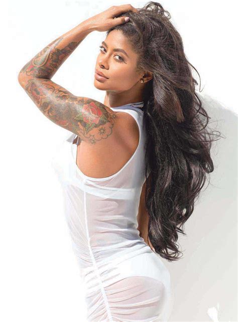 Meet Instagram Fitness Badass Massy Arias!