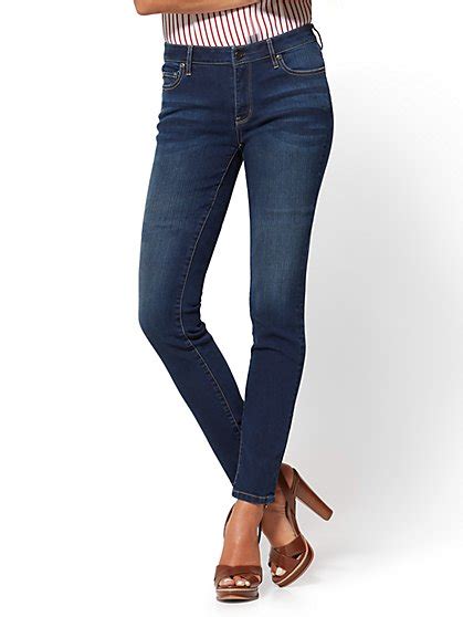 Curvy Fit Jeans for Women | Stretch Jeans | NY&C