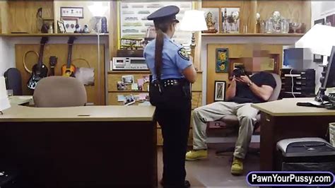 Latina police officer fucked by pawn guy - Pornburst.xxx