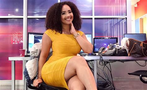 Social media users defend TV anchor after woman says she ... Social media users defend TV anchor after woman says she