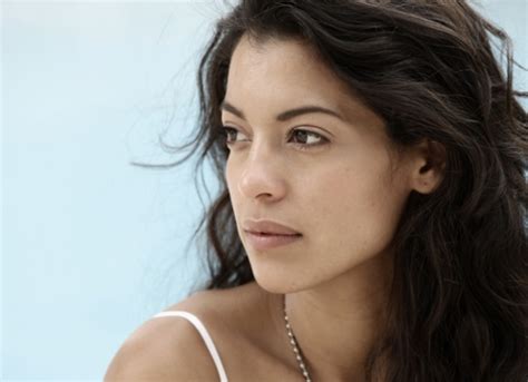 La actriz mexicana, Stephanie Sigman, se une al elenco de ...
