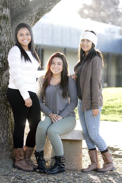Mariposa program gives strength to Latina teens | Local ...